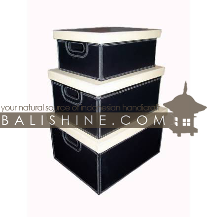 Balishine: Your natural source of indonesian handicraft presents in its Home Decor collection the Box Set Of 3:12JAS42789:This set of 3 rectangulars boxes is produced in Indonesia made from vinyl.  Black and white color