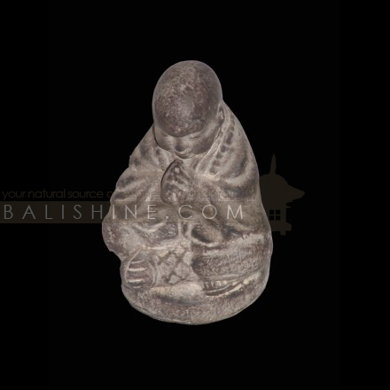 Balishine: Your natural source of indonesian handicraft presents in its Home Decor collection the Buddha Statue:12LJP35500:This buddha statue is a handicraft of Bali made from clay.  