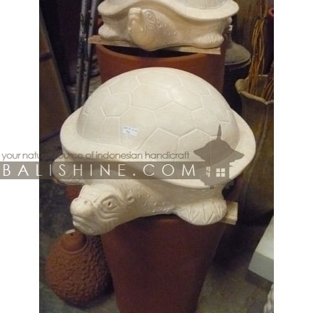Balishine: Your natural source of indonesian handicraft presents in its Home Decor collection the Turtle statue:12LJP36825:This statue is made from GRC (concrete mixed with fiber) and can be used indoor or outdoor.  lots of colors available.