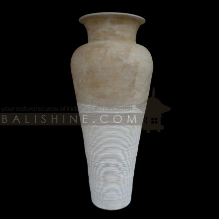Balishine: Your natural source of indonesian handicraft presents in its Home Decor collection the Terracota Vase:12LJP55462:This vase is produced in Bali made from terracota with bamboo finishing.  The colors available are black, white, red, green or natural