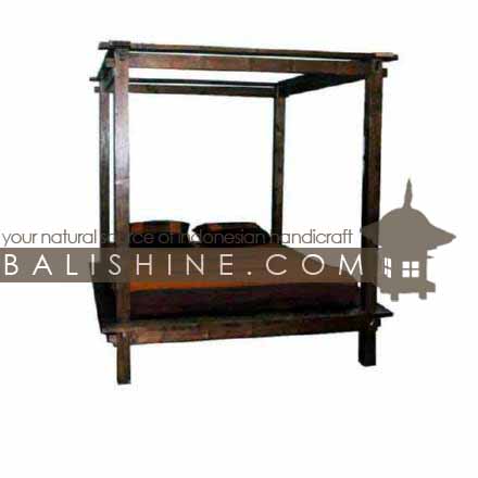 Balishine: Your natural source of indonesian handicraft presents in its Home Decor collection the Bed:114SEF303882:This bed is produced in indonesia, made from teak wood.  Natural, chocolate or dark color