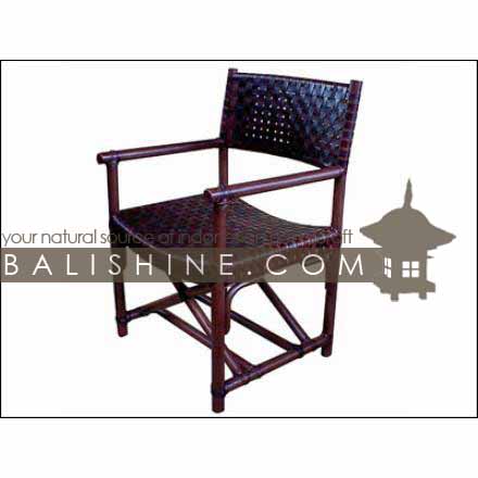 Balishine: Your natural source of indonesian handicraft presents in its Home Decor collection the Dining Chair:114GEN663865:This dining chair is produced in indonesia, made from teak wood and leather  Chocolate color wood and leather