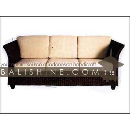 Balishine: Your natural source of indonesian handicraft presents in its Home Decor collection the Sofa:114SRI444035:This sofa is produced in indonesia, made from banana leaf and teak wood. This price is without cushion.  Several materials are available : seagrass, banana leaf or rotan
