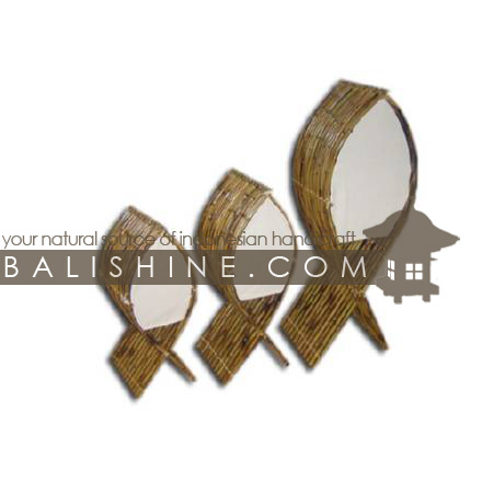 Balishine: Your natural source of indonesian handicraft presents in its Home Decor collection the Lamp:13JAS153114:This lamp is produced in Indonesia made from  bamboo and textile lamphade.   For electric fitting please contact us