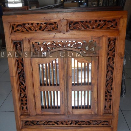 Balishine: Your natural source of indonesian handicraft presents in its Home Decor collection the Jember Mirror:17BAS127882:This mirror is a handicraft of Bali made from natural carving teak wood with mirror 3mm thickness.  