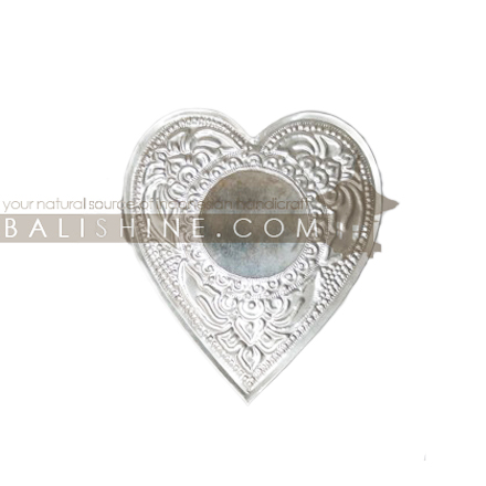 Balishine: Your natural source of indonesian handicraft presents in its Home Decor collection the Mirror:17PUR126552:This mirror is a handicraft of Bali made from aluminium.  Same as picture