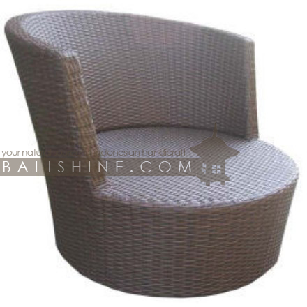 Balishine: Your natural source of indonesian handicraft presents in its Outdoor collection the Pool Chair:26MNF6041:This pool chair is produced in Indonesia and made from aluminium with synthetique rottan finishing.  Please contact us for available color