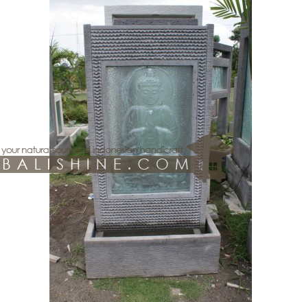 Balishine: Your natural source of indonesian handicraft presents in its Outdoor collection the Water Fountain:218KBG6234:This water fountain is produced in Indonesia, made from ciment and glass.  Sold with pump