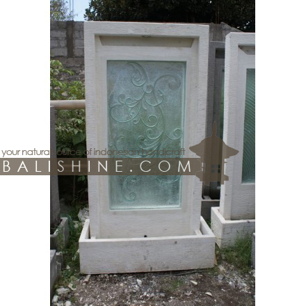 Balishine: Your natural source of indonesian handicraft presents in its Outdoor collection the Water Fountain:218KBG6245:This water fountain is produced in Indonesia, made from ciment and glass.  Sold with pump
