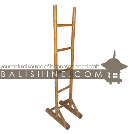 Balishine: Your natural source of indonesian handicraft presents in its The shop accessories collection the Display:319GAC4973:This display is produced in Bali, made from bambou.  Natural color