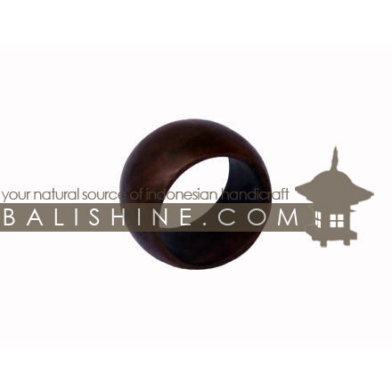 Balishine: Your natural source of indonesian handicraft presents in its Tableware collection the Napkin-Ring:632KAL1219:This napkin ring is produced in Bali this handicraft is made from sonokling wood.  