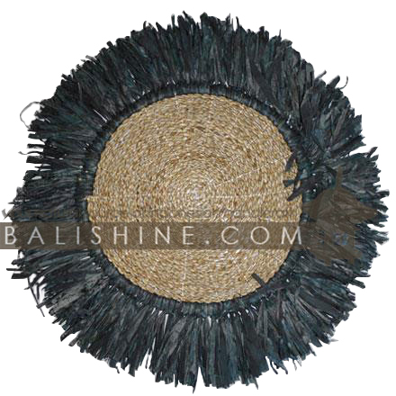 Balishine: Your natural source of indonesian handicraft presents in its Tableware collection the Placemat:628MAR7590:This round placemate is  produced in Bali . This handicraft is made from weaving seagrass and natural rafia  Other colors available