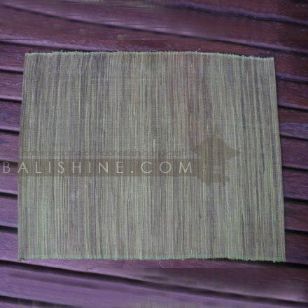Balishine: Your natural source of indonesian handicraft presents in its Tableware collection the Placemats:628VIN5677:This rectangular placemate is  produced in Bali this handicraft is made from seagrass.  Same as picture