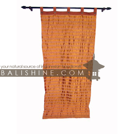 Balishine: Your natural source of indonesian handicraft presents in its Textile & Rugs collection the Curtain:540KAN1485:This curtain  is produced in Bali it's an natural silk with batik printing.  100 % silk. Same as picture